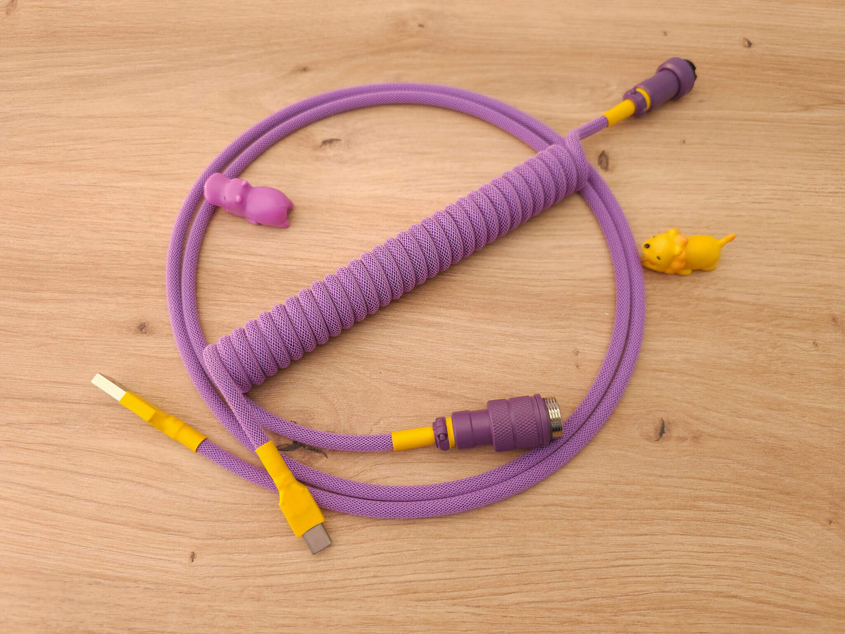 Octopus keycaps coiled cable in purple color with dark purple Gx16 and USB C connection