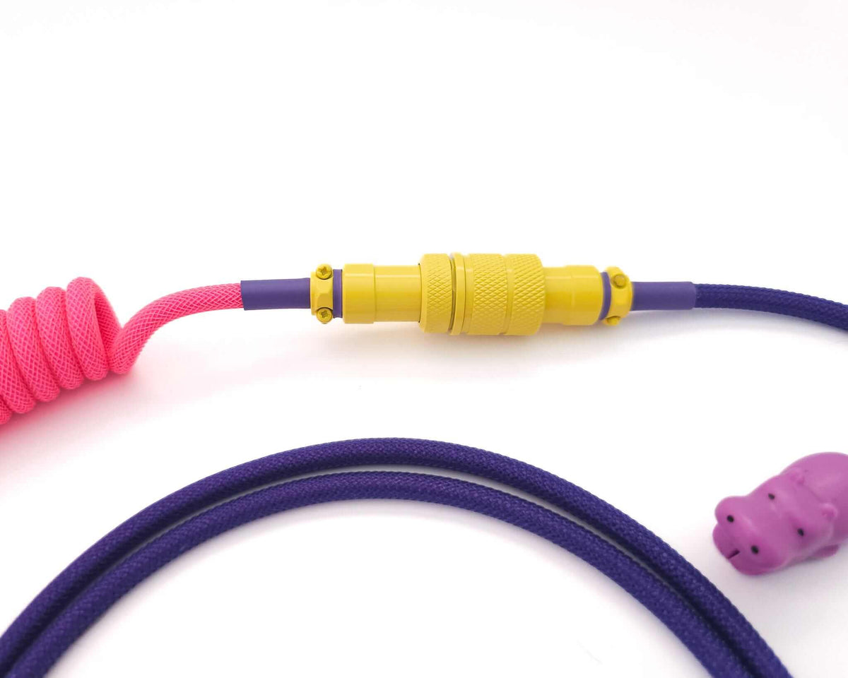 Yellow Aviator Gx16 connector on coil cable