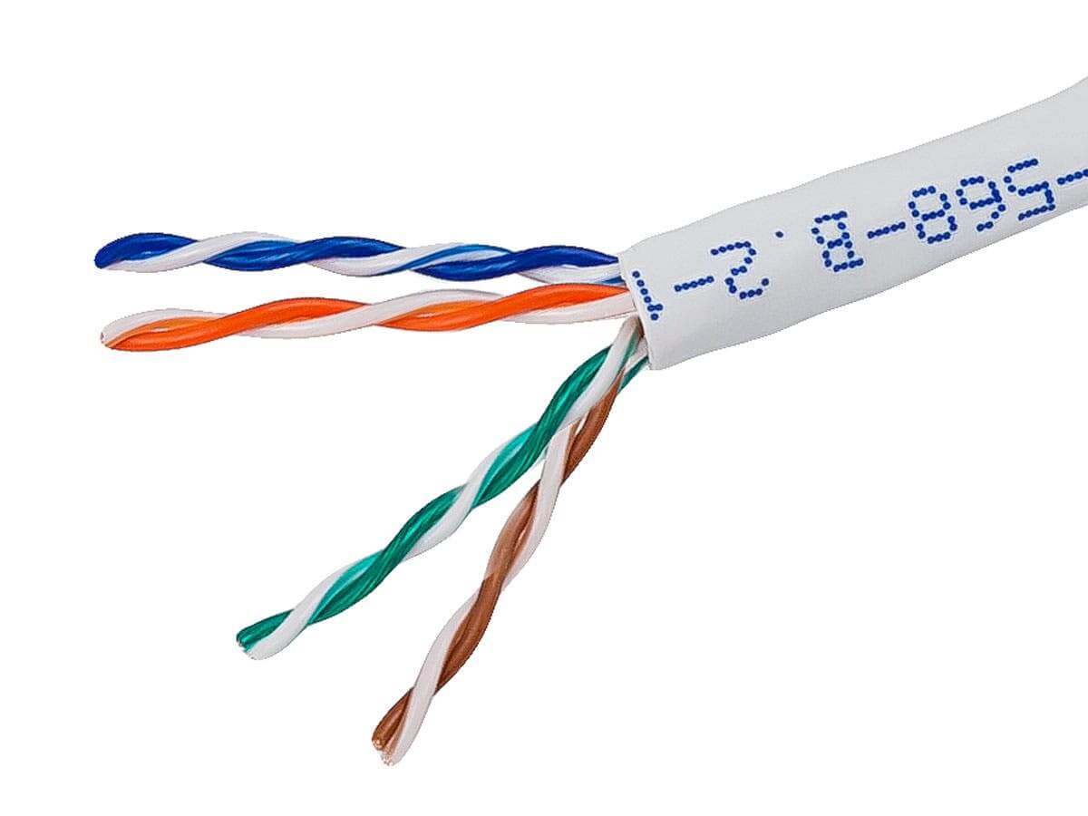 Monoprice Cat5e Ethernet Bulk Cable - Stranded  350Mhz  UTP  CM  Pure Bare Copper Wire  24AWG  1000ft, showing cable strands.